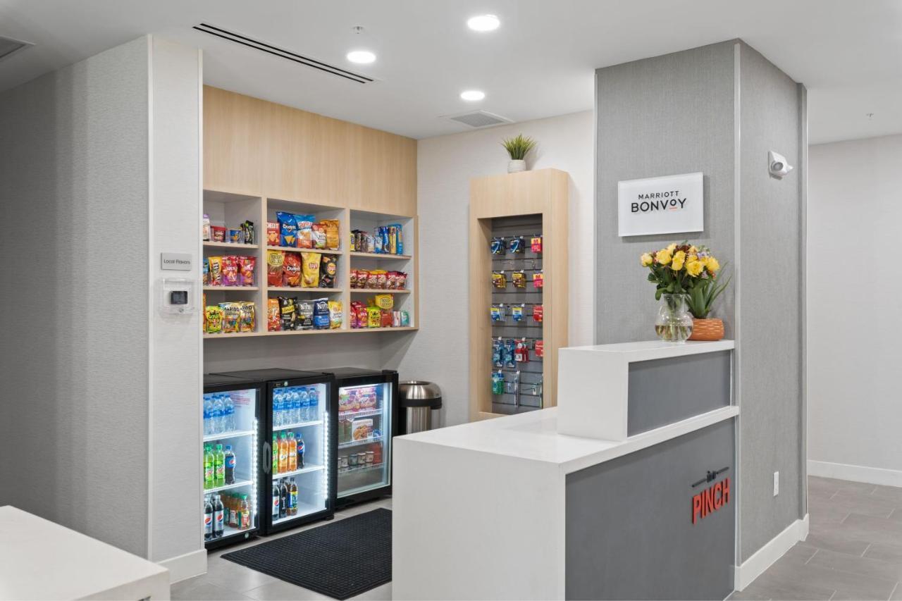 Towneplace Suites By Marriott White Hall Esterno foto