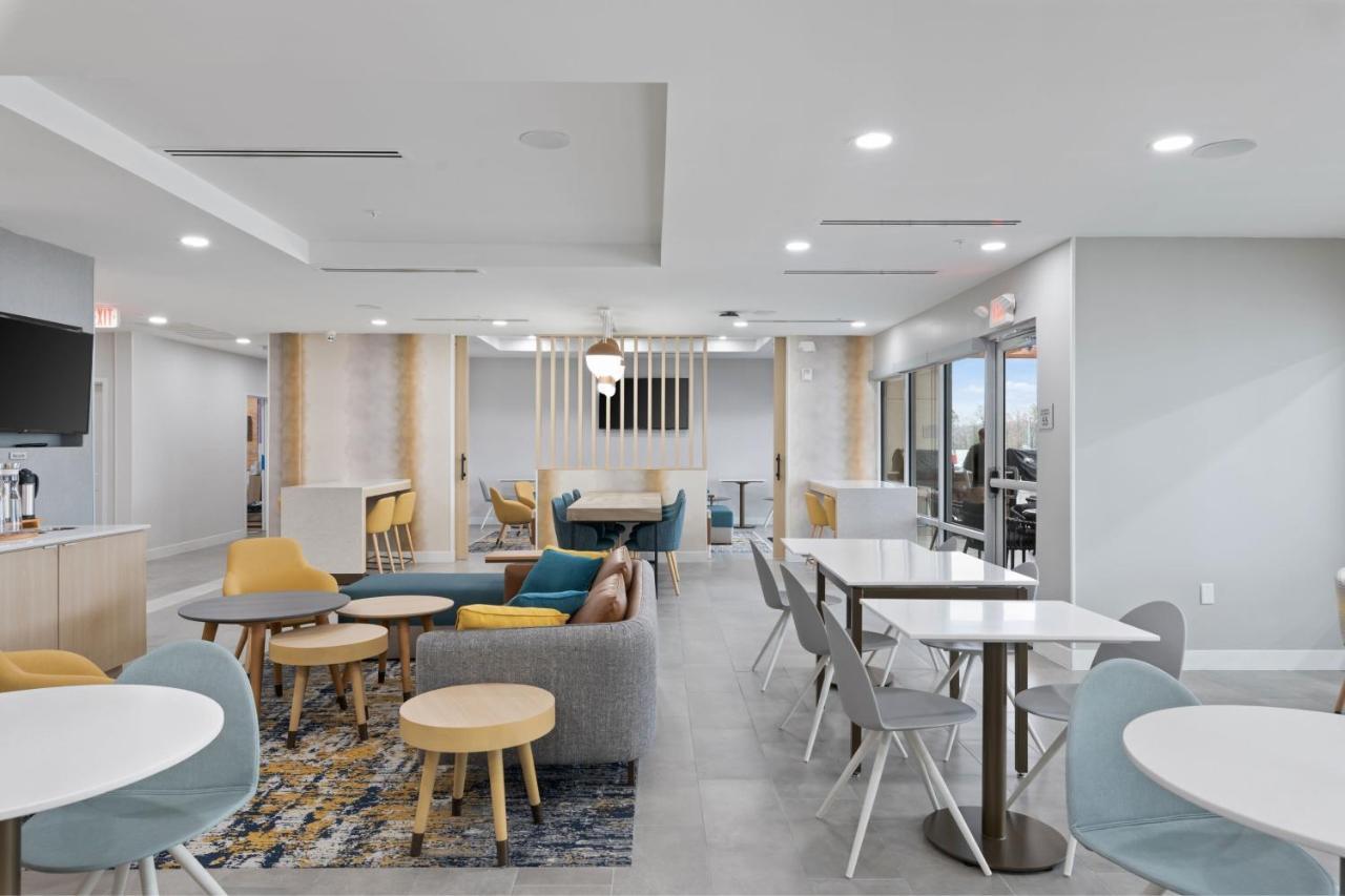 Towneplace Suites By Marriott White Hall Esterno foto