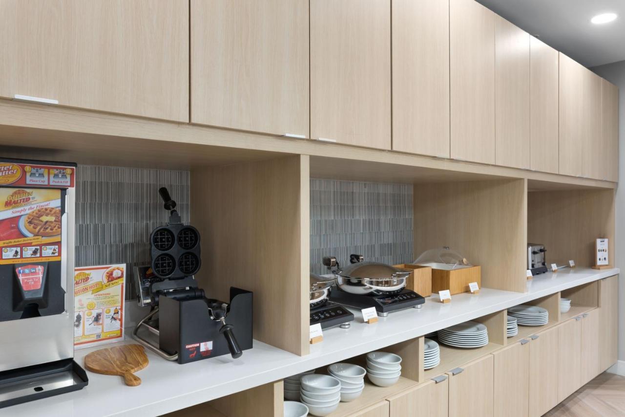 Towneplace Suites By Marriott White Hall Esterno foto