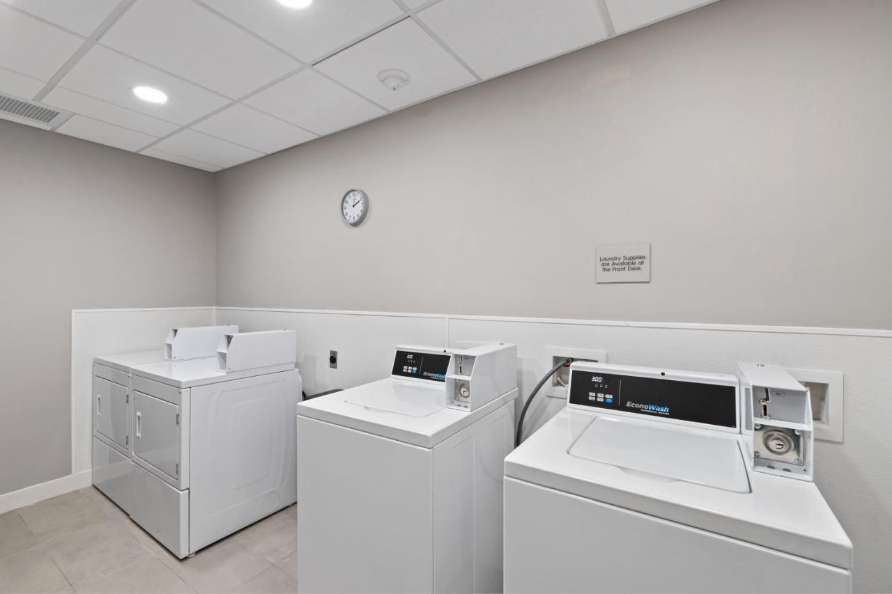 Towneplace Suites By Marriott White Hall Esterno foto